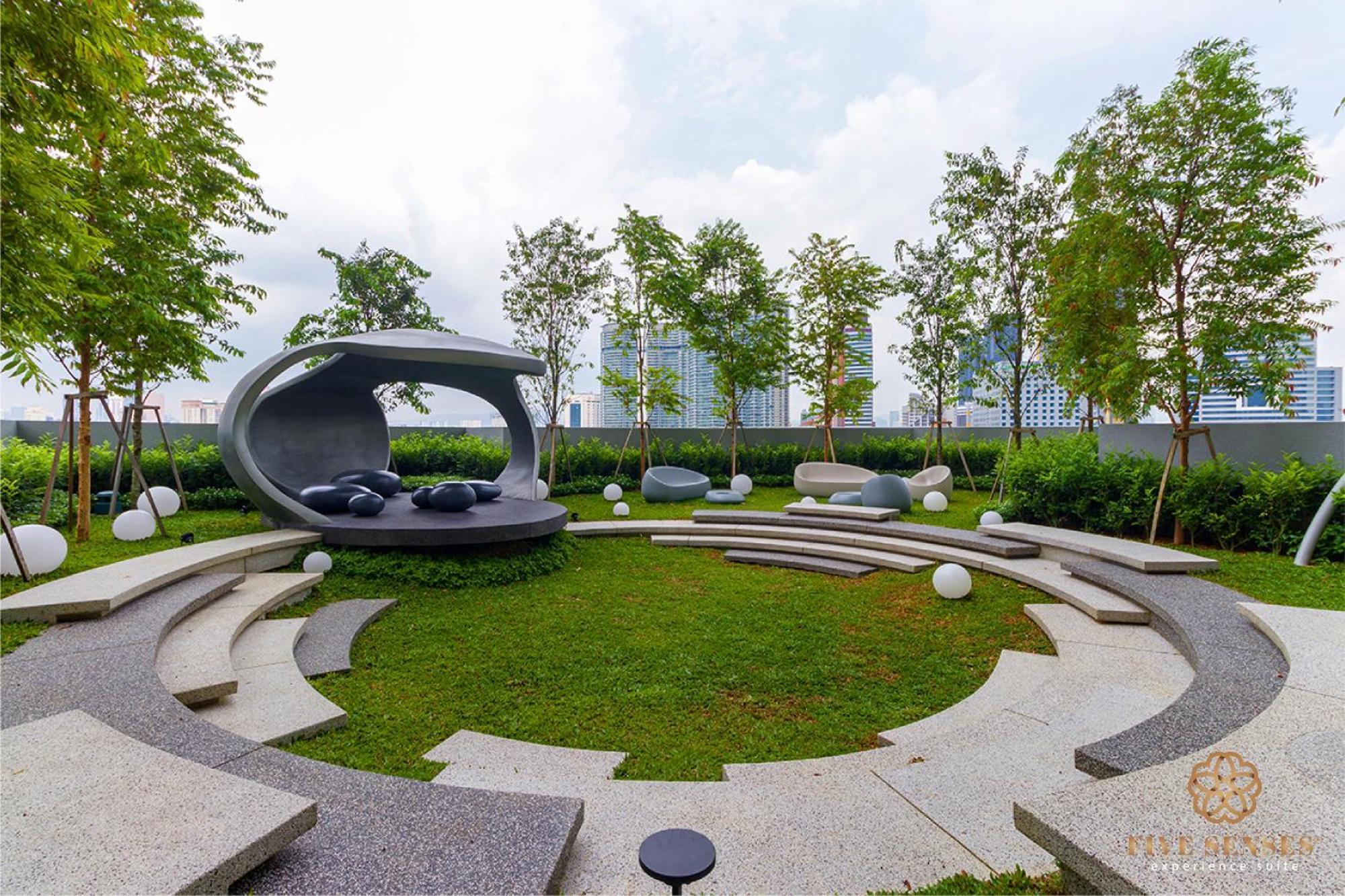 Scarletz Signature Suites, Klcc Куала-Лумпур Экстерьер фото